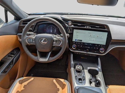 Used 2024 Lexus RZ 450e Premium image 17