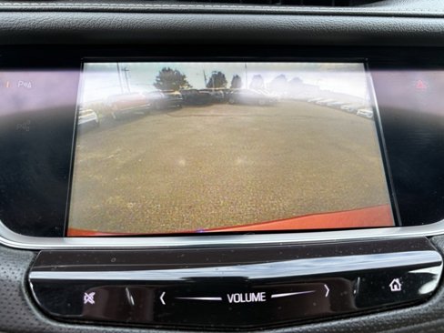 Used 2018 Cadillac XT5 Luxury w/ Driver Awareness Package image 32