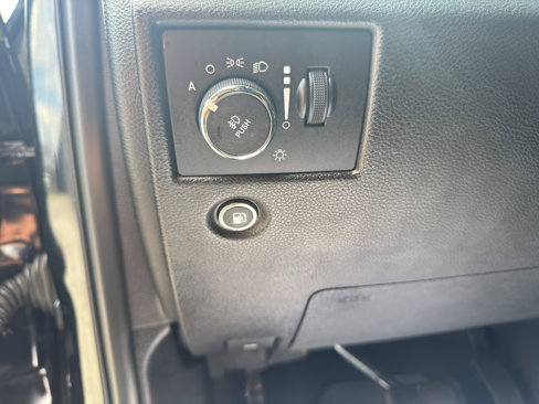 Used 2021 Jeep Grand Cherokee Laredo X image 19