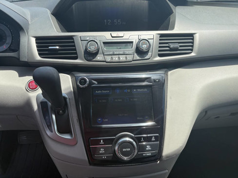 Used 2014 Honda Odyssey EX-L image 16