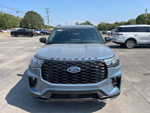 New 2025 Ford Explorer ST-Line image 3
