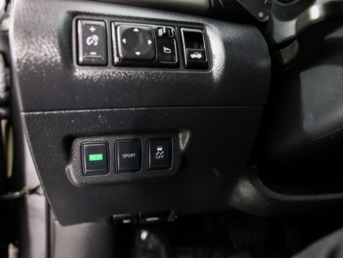 Used 2016 Nissan Sentra S image 28