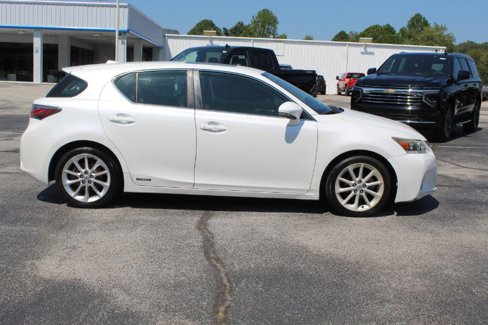 Used 2013 Lexus CT 200h image 8