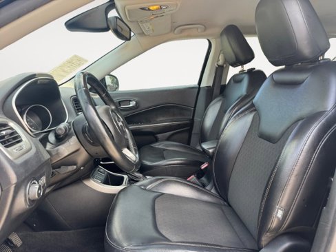 Used 2018 Jeep Compass Latitude w/ Popular Equipment Group image 2