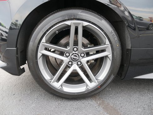 Used 2024 Nissan Z Sport w/ Floor Mat Package image 12