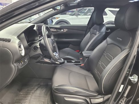Used 2023 Kia Forte GT-Line w/ GT-Line Premium Package image 15
