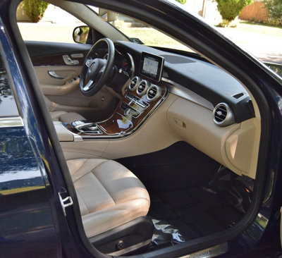 Used 2016 Mercedes-Benz C 300 4MATIC Sedan image 28