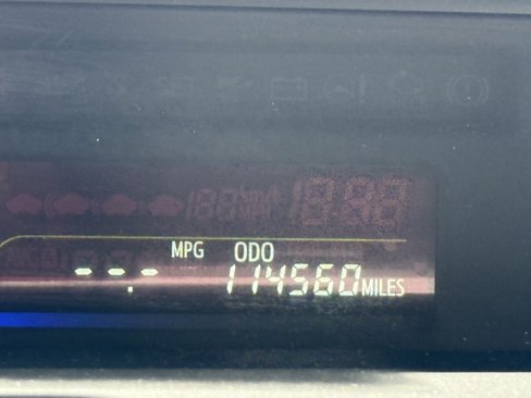 Used 2013 Toyota Prius V Five image 22