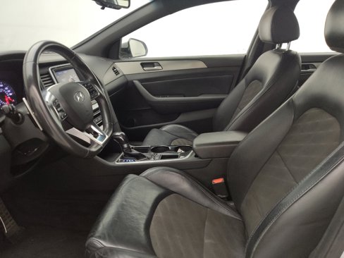Used 2018 Hyundai Sonata Sport image 17