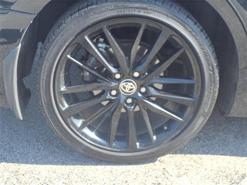 Used 2021 Toyota Camry XSE image 12