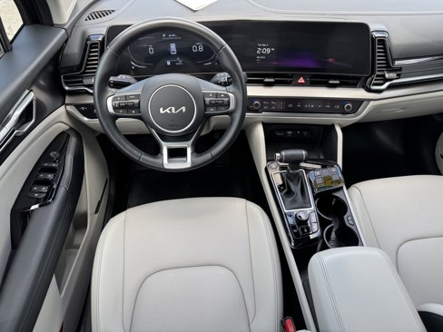 Certified 2023 Kia Sportage EX image 14
