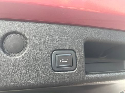 Used 2022 Chevrolet Equinox Premier image 26