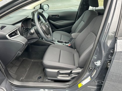 New 2025 Toyota Corolla LE image 17
