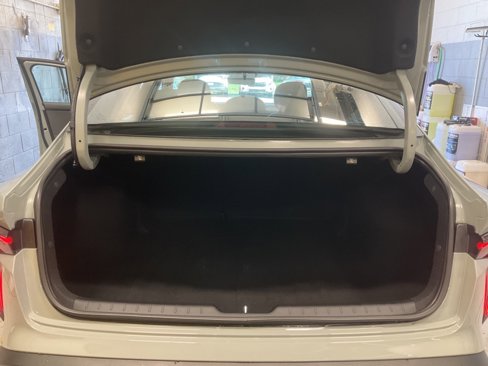 Used 2025 Kia K4 LXS image 23