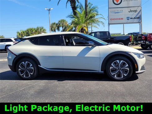 Used 2024 Kia EV6 Light image 8