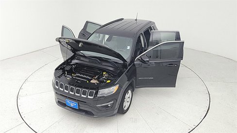 Used 2020 Jeep Compass Latitude image 14