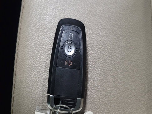 Used 2019 Ford EcoSport Titanium image 32