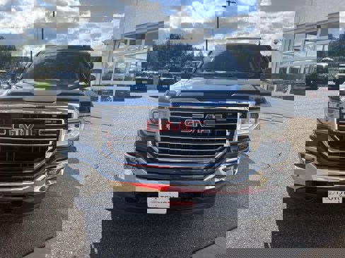 Used 2018 GMC Sierra 1500 SLE w/ SLE Value Package image 5