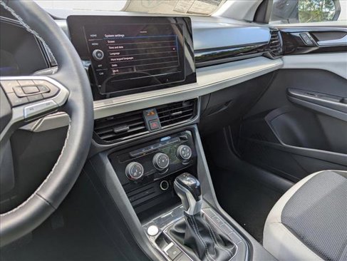 New 2025 Volkswagen Taos S image 17