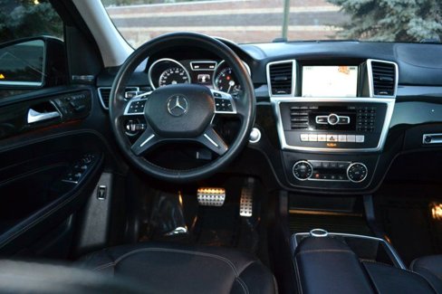 Used 2015 Mercedes-Benz ML 400 4MATIC w/ Accessory Chrome Package image 21