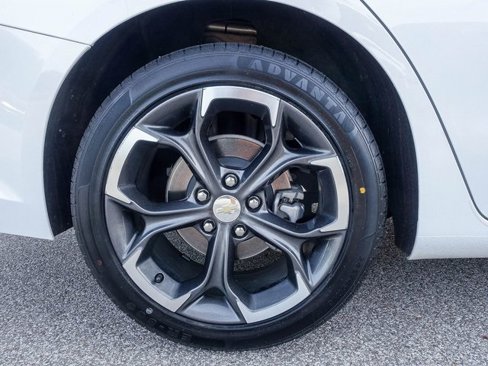 Used 2023 Chevrolet Malibu LT image 12