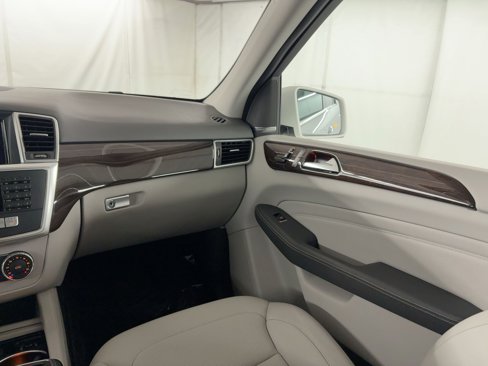 Used 2015 Mercedes-Benz ML 350 2WD image 29