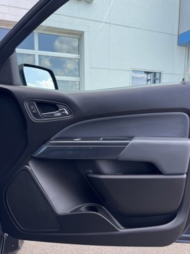 Used 2018 Chevrolet Colorado Z71 image 24