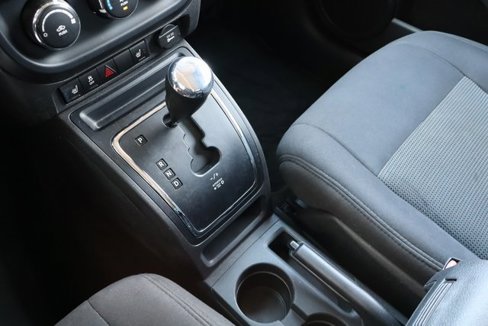 Used 2016 Jeep Patriot Latitude image 17