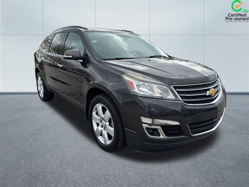 Used 2017 Chevrolet Traverse LT w/ Style and Technology Package image 9