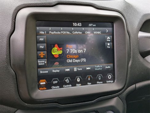 Used 2020 Jeep Renegade Limited w/ UConnect 8.4 Nav Group image 16