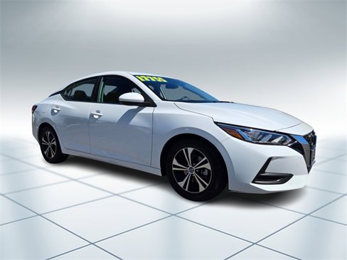 Used 2023 Nissan Sentra SV image 2