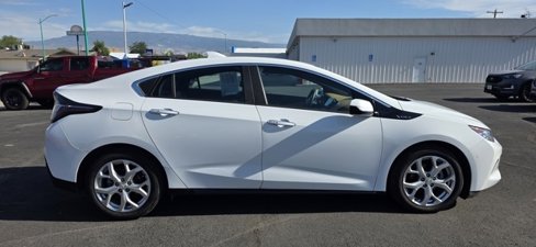 Used 2017 Chevrolet Volt Premier w/ Driver Confidence II Package image 6