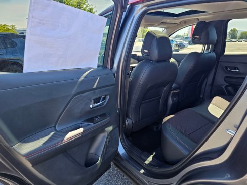 New 2025 Nissan Kicks SR w/ SR Premium Package image 22