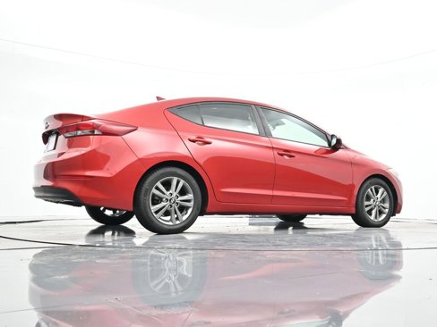 Used 2018 Hyundai Elantra SEL image 33