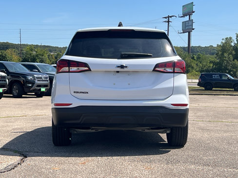 Used 2024 Chevrolet Equinox LS w/ Sport Edition image 6