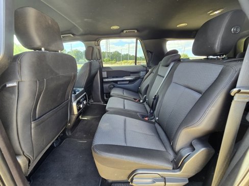 Used 2019 Ford Expedition Max XLT image 18