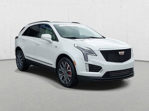 Certified 2022 Cadillac XT5 Sportv image 3