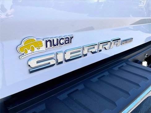 Used 2019 GMC Sierra 1500 SLE w/ SLE Value Package image 8