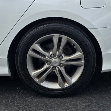 Used 2018 Hyundai Sonata Limited image 33