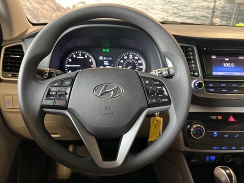 Used 2017 Hyundai Tucson Eco w/ Cargo Package image 11