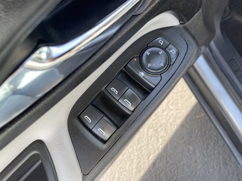 Used 2024 Chevrolet Equinox LT image 20