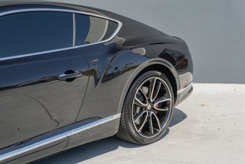 Used 2020 Bentley Continental GT V8 image 22