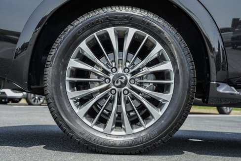Used 2019 INFINITI QX80 Luxe image 17