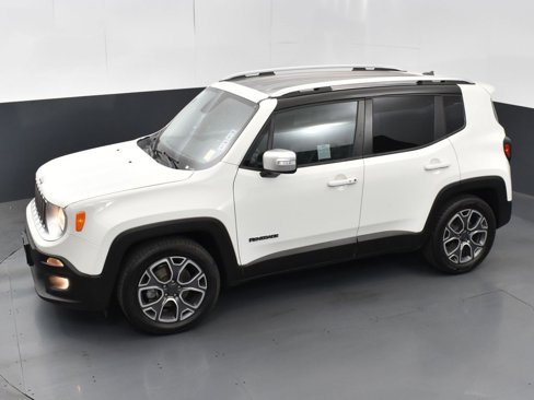 Used 2017 Jeep Renegade Limited image 47