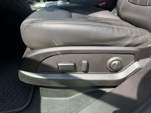 Used 2017 Buick Enclave Premium w/ Experience Buick Package image 16