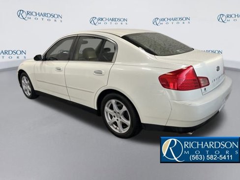 Used 2004 INFINITI G35 x Sedan image 3
