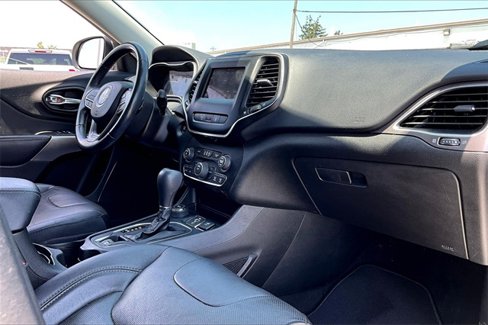 Used 2021 Jeep Cherokee Latitude Lux image 13