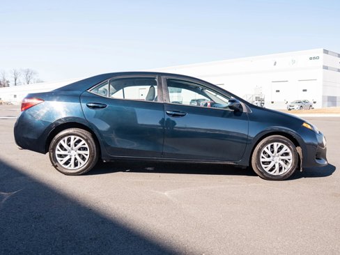 Used 2018 Toyota Corolla LE image 7