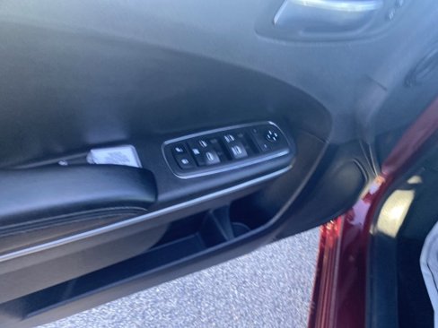 Used 2021 Dodge Charger SXT w/ Leather Interior Group image 17