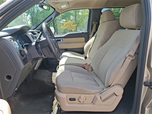 Used 2011 Ford F150 XLT w/ XLT Convenience Pkg image 16